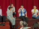Chelís Quinzá, vestido con la camiseta del Dépor, habla tras la representación de Norma, en el ciclo TRC Danza
