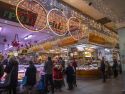 Los placeros protagonizaron el tradicional encendido de las luces del mercado