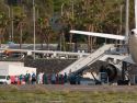 Momento en el que los españoles embarcaron han embarcado en el aeropuerto de Tenerife Sur en el avión del Ejército del Aire que los trasladará a Madrid, para iniciar un periodo de cuarentena en el Hospital Gómez Ulla. EFE/Ramón de la Rocha