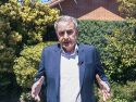 Captura del video enviado por el expresidente del Gobierno José Luis Rodríguez Zapatero, en el que ha asegurado este martes tras su imputación en la causa de Plus Ultra que "jamás" ha hecho gestiones ante ninguna "administración pública ni sector público en relación con el rescate" de la aerolínea. "Toda mi actividad pública y privada se ha desarrollado siempre con absoluto respeto a la legalidad", ha garantizado en un vídeo remitido a los medios después de recibir esta mañana una notificación de la Audiencia Nacional citándolo como investigado para el próximo 2 de junio. Zapatero asegura en ese mensaje que "jamás" ha tenido ninguna sociedad mercantil, "ni en España ni fuera de España", ni directamente ni a través de terceros.