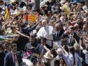 El Papa León XIV a su llegada a la Abadía de Nuestra Señora de Montserrat, una de las paradas más esperadas de su visita de dos días a Cataluña