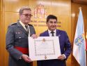 A CORUÑA, 10/06/2026.- El delegado del Gobierno en Galicia, Pedro Blanco, preside la entrega de la encomienda de la orden de Isabel la Católica al general jefe de la 15ª Zona de la Guardia Civil, Miguel Ángel González Arias. EFE/Cabalar