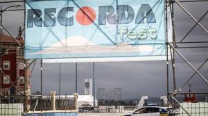 La cartelería del Recorda Fest ya luce en el puerto de A Coruña