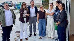 Visita al centro social de Sueiro.