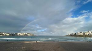 Gran arcoiris en la bahía del Orzán