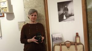 Ana Tomé, comisaria de la exposición sobre Anderson y coordinadora de los actos del centenario de su visita a Betanzos, ayer en el Museo das Mariñas