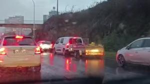 Atasco en Alfonso Molina tras el corte de tráfico en la zona del Coliseum