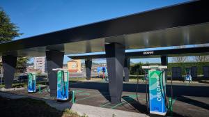 Estación cargadores eléctricos en O Burgo