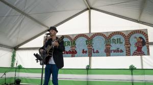 Los jardines de Méndez Núñez se vistieron de gala para cantar, bailar y disfrutar de la mano de la Casa de Andalucía