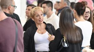 Ni la lluvia pudo con el ambiente dominical en Arteixo, que celebró su fiesta junto a la del Día de la Madre