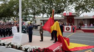 Los reyes Felipe y Letizia y la princesa Leonor presidieron el desfile en Vigo
