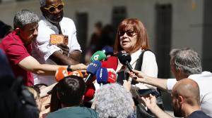 Cristina Narbona atiende a los medios de comunicación tras prestar declaración