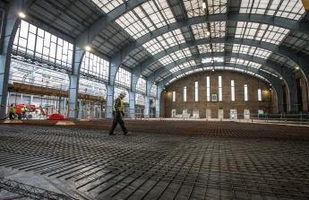 El secretario de Estado de Transportes, José Antonio Santano, explicó esta tarde en su visita a las obras que esta infraestructura "es una terminal adaptada al nuevo concepto de la movilidad"