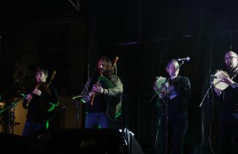 La plaza de Azcárraga disfrutó de una jornada festiva