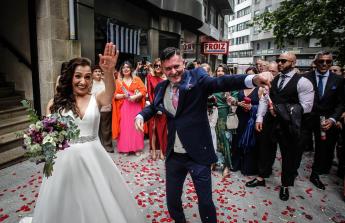 Los vecinos se vuelcan con la ceremonia de Javi y Lore
