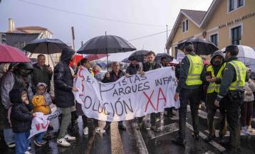 El Concello cerró los recintos por falta de seguridad y mantenimiento