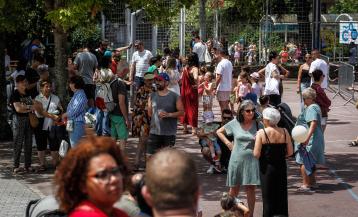 La Asociación de Comerciantes de Castrillón, Eirís y Monelos festeja la llegada del verano con pulpo y churrasco, la actuación de Donaire y múltiples actividades más, este sábado 20 de junio, en la plaza Pablo Iglesias