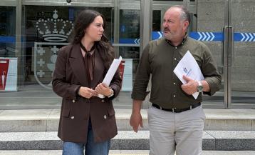 Responsables municipales ante la Delegación de la Xunta