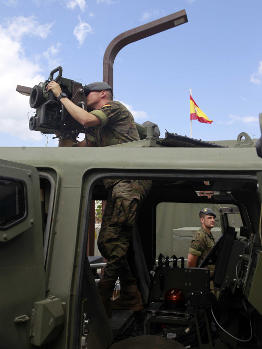 Exhibición de material militar en O Parrote por el Día de las Fuerzas Armadas @Quintana (16)