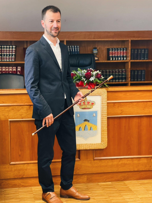 El socialista Sergio Platas, elegido alcalde del Ayuntamiento de