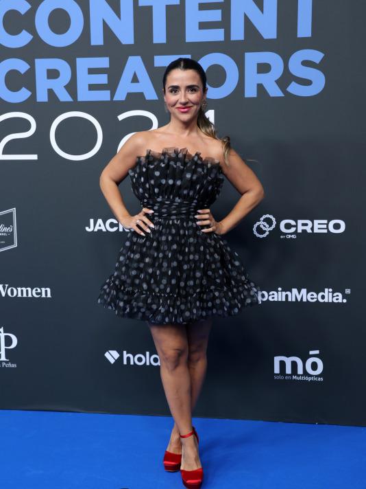 La alfombra azul de los Forbes Best Content Creators 2024 (14)