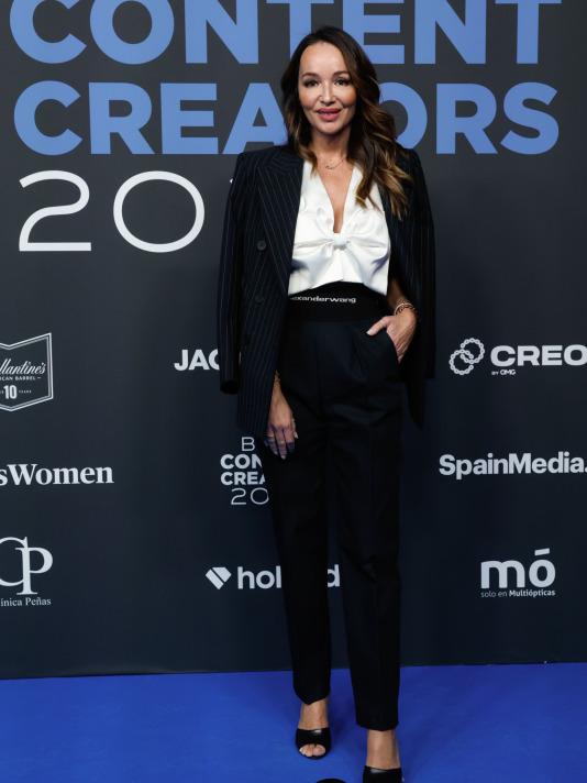 La alfombra azul de los Forbes Best Content Creators 2024 (1)