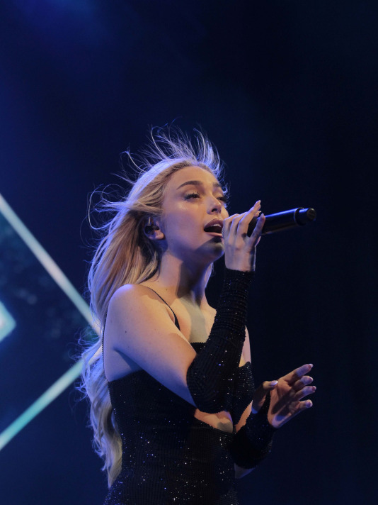 Concierto de Ana Mena en el Coliseum @Quintana (7)