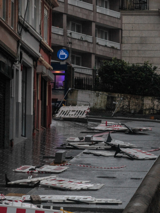 Viento y lluvia por el temporal Herminia en A Coruña @ Quintana (4)
