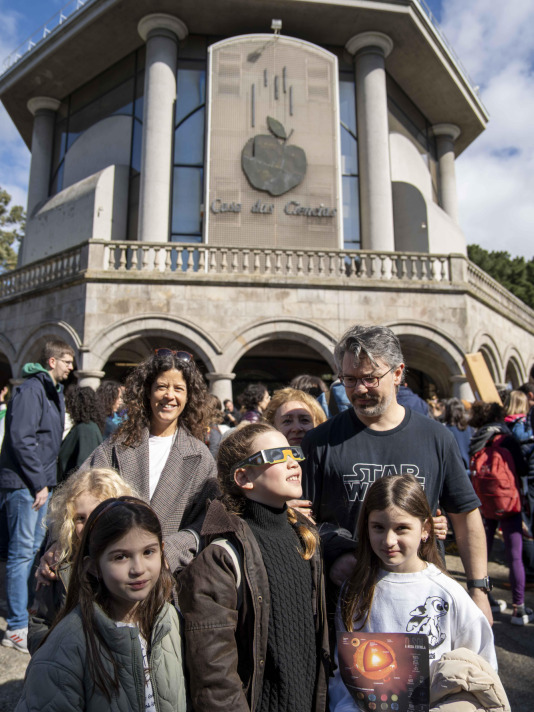 Eclipse casa ciencias (34) 12475798