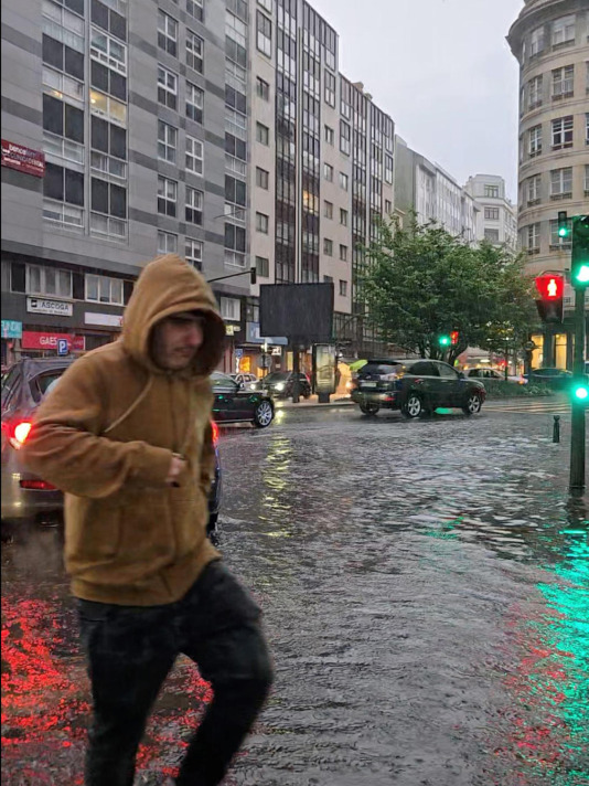 La tormenta de lluvia y granizo que inundó A Coruña el 2 de abril @ Patricia G. Fraga (19)