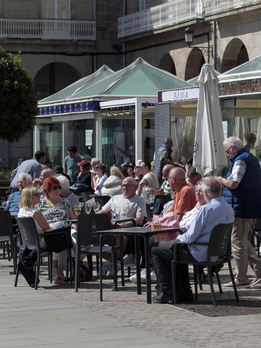 Los muelles coruñeses acogieron una escala múltiple en la que cinco cruceros (23)