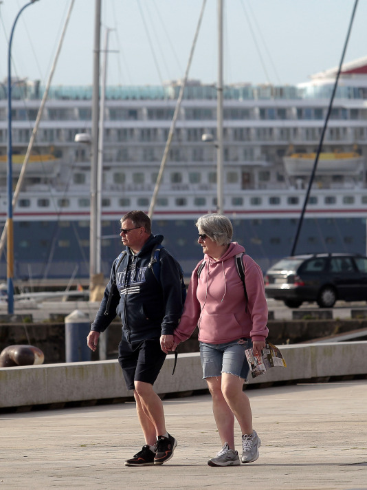 Los muelles coruñeses acogieron una escala múltiple en la que cinco cruceros (7)
