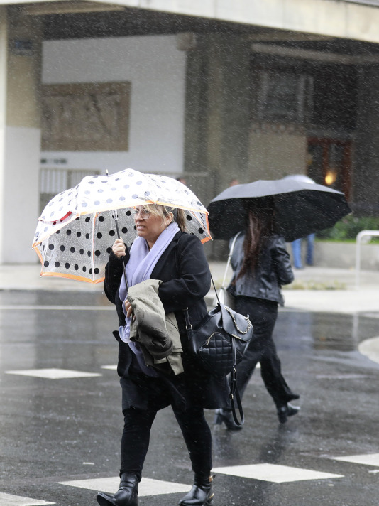 Un Lunes Santo de Chubascos en A Coruña (6)