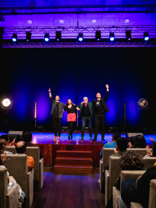 Espectáculo Humoris Causa en el EMHU @ Leo López Foto (109)