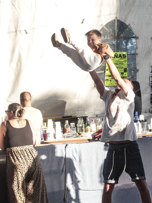 Jornada de fiestas en Bens (4)