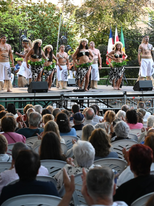 Festival Internacional de Folclore en Plaza de España FOTO Pedro Puig (4)