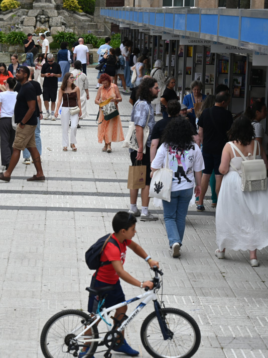 Feria del Libro de A Coruña FOTO Pedro Puig (22)