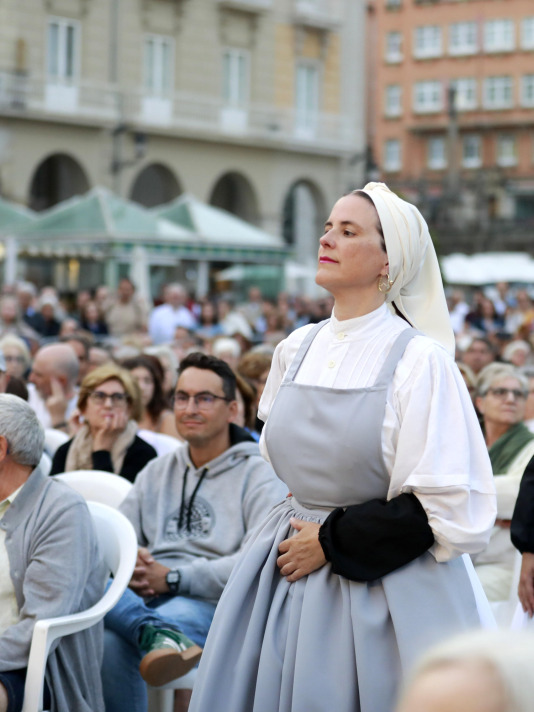 Sentido homenaje a las cigarreras. FOTOS Paticia G. Fraga (7)