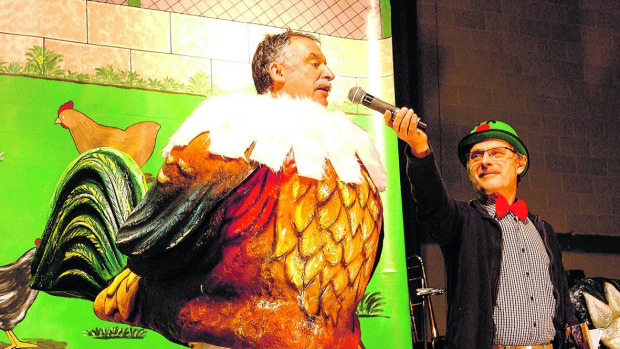 Gelo disfrazado de pollo en 2020