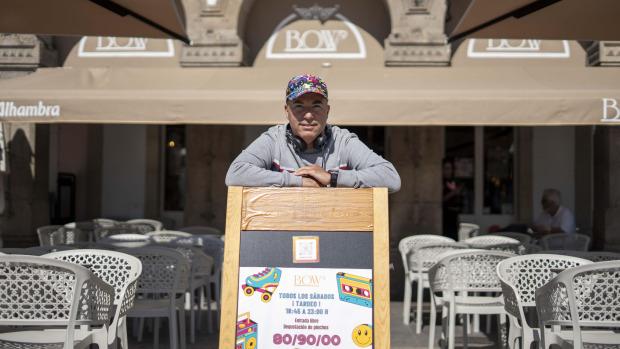 DJ Pukas será el encargado de poner la música en las tardes de Bow9