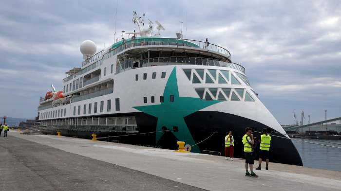 El ‘Douglas Mawson’, durante su estancia en A Coruña