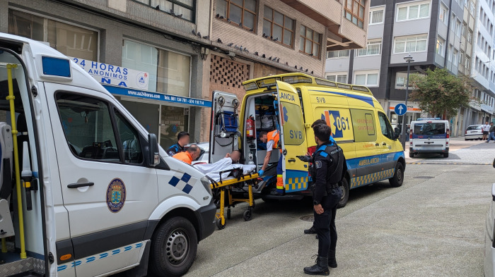 Un kamikaze daña varios coches al huir de la Policía de A Coruña