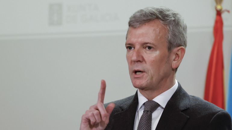 O presidente galego, Alfonso Rueda, este luns, na rolda de prensa posterior á reunión do Consello da Xunta