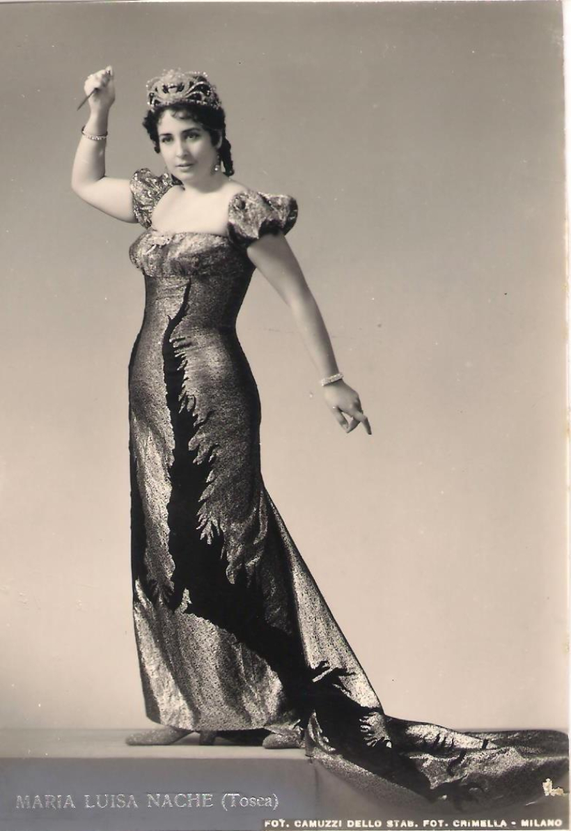 María Luisa Nache, en una imagen caracterizada para la ópera 'Tosca'