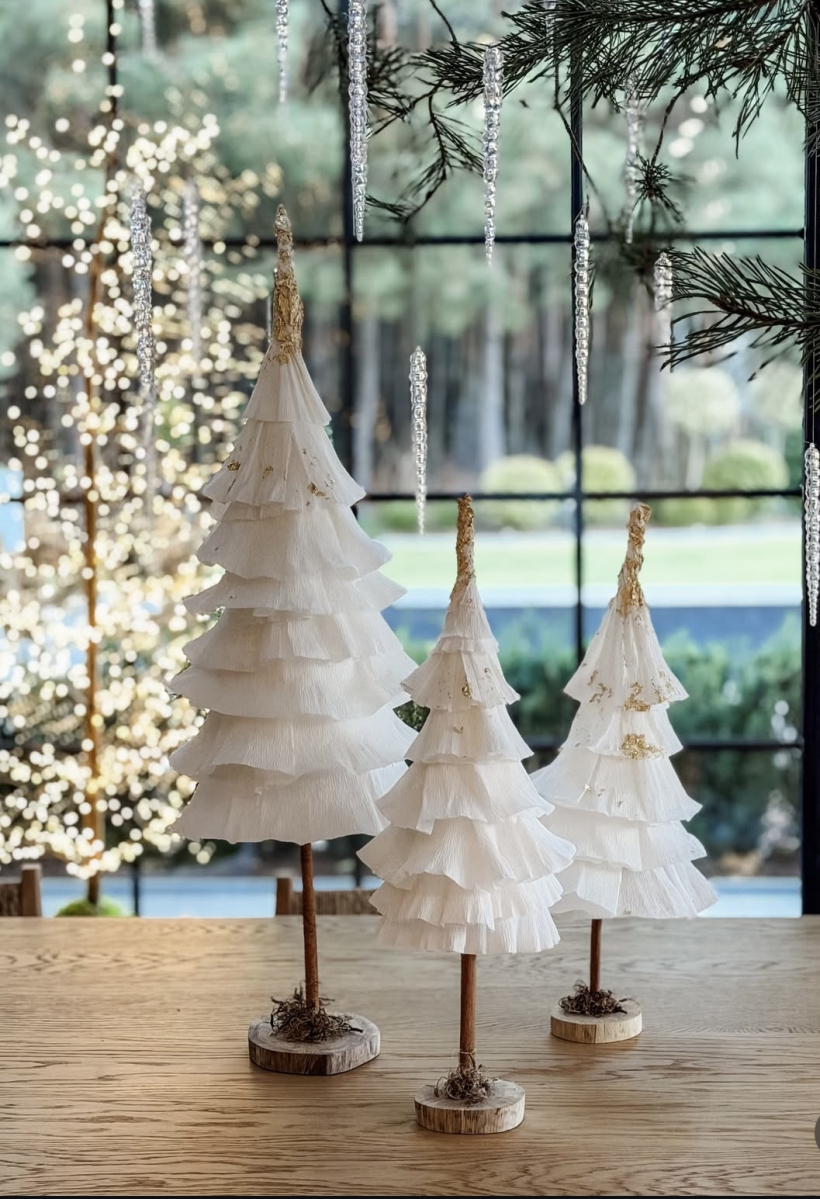Árboles de Navidad en blanco