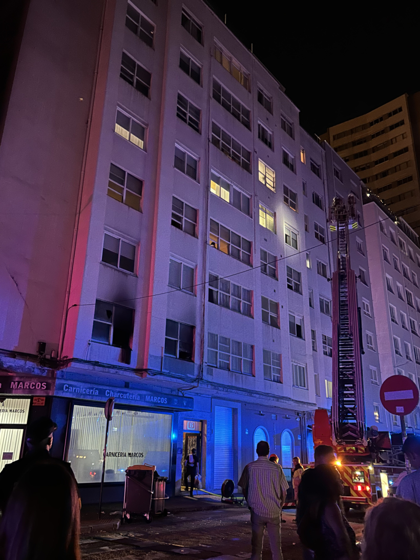 Incendio en Nicomedes Pastor Díaz