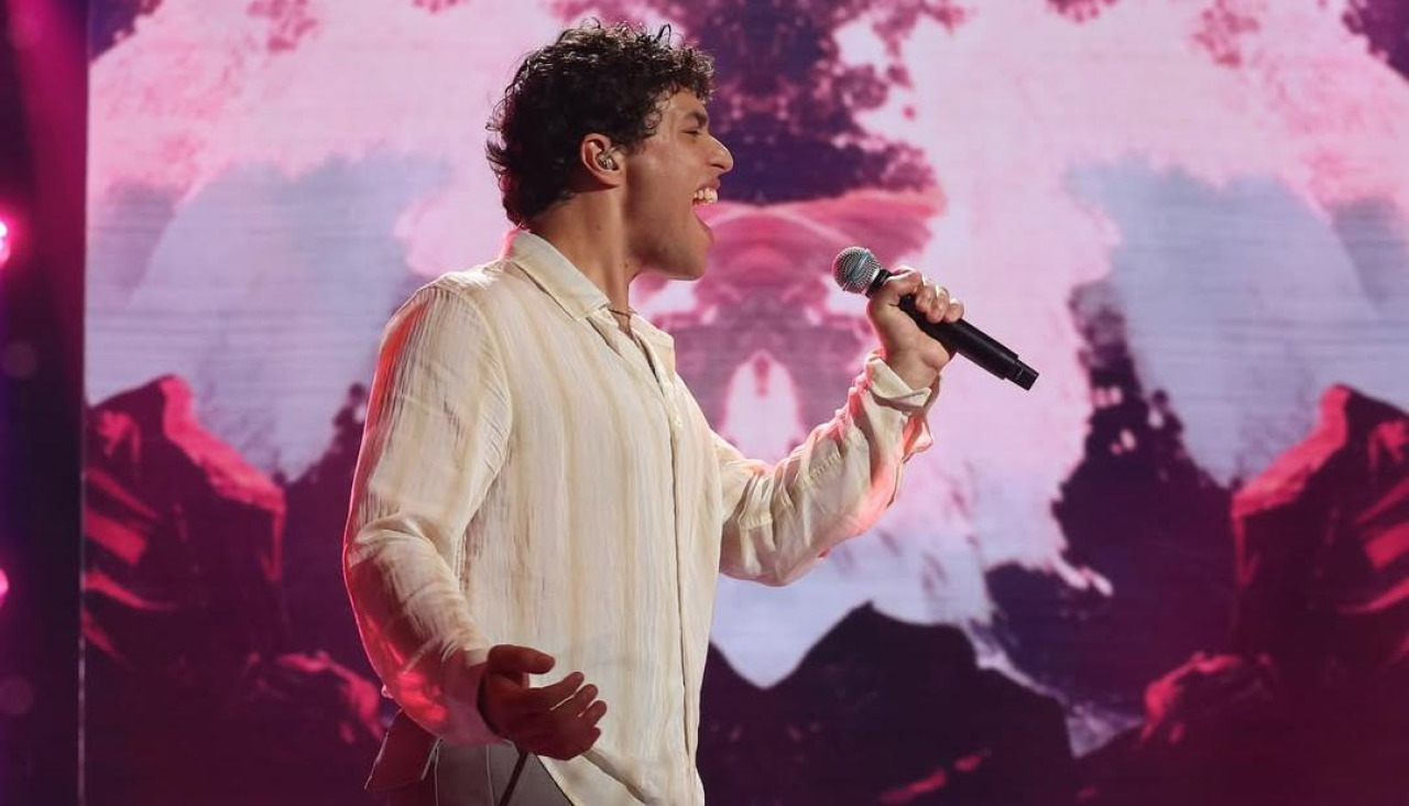 Tinho en la Gala 1 de OT