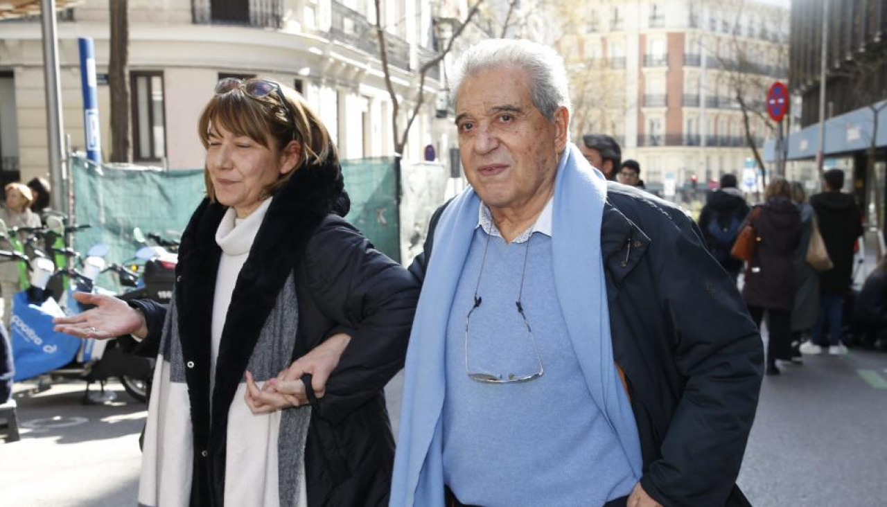 EuropaPress 4985770 chonchi alonso andres pajares salen capilla ardiente carlos saura instalada 15222358