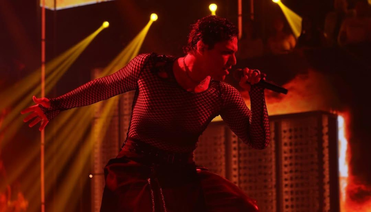 Tinho durante su actuación en la Gala 5 de OT