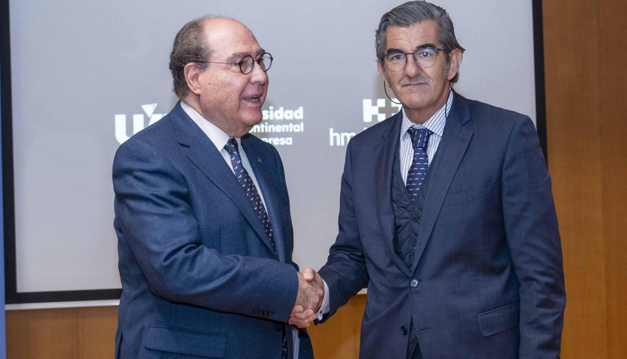 Escotet y Abarca se dan la mano en UIE